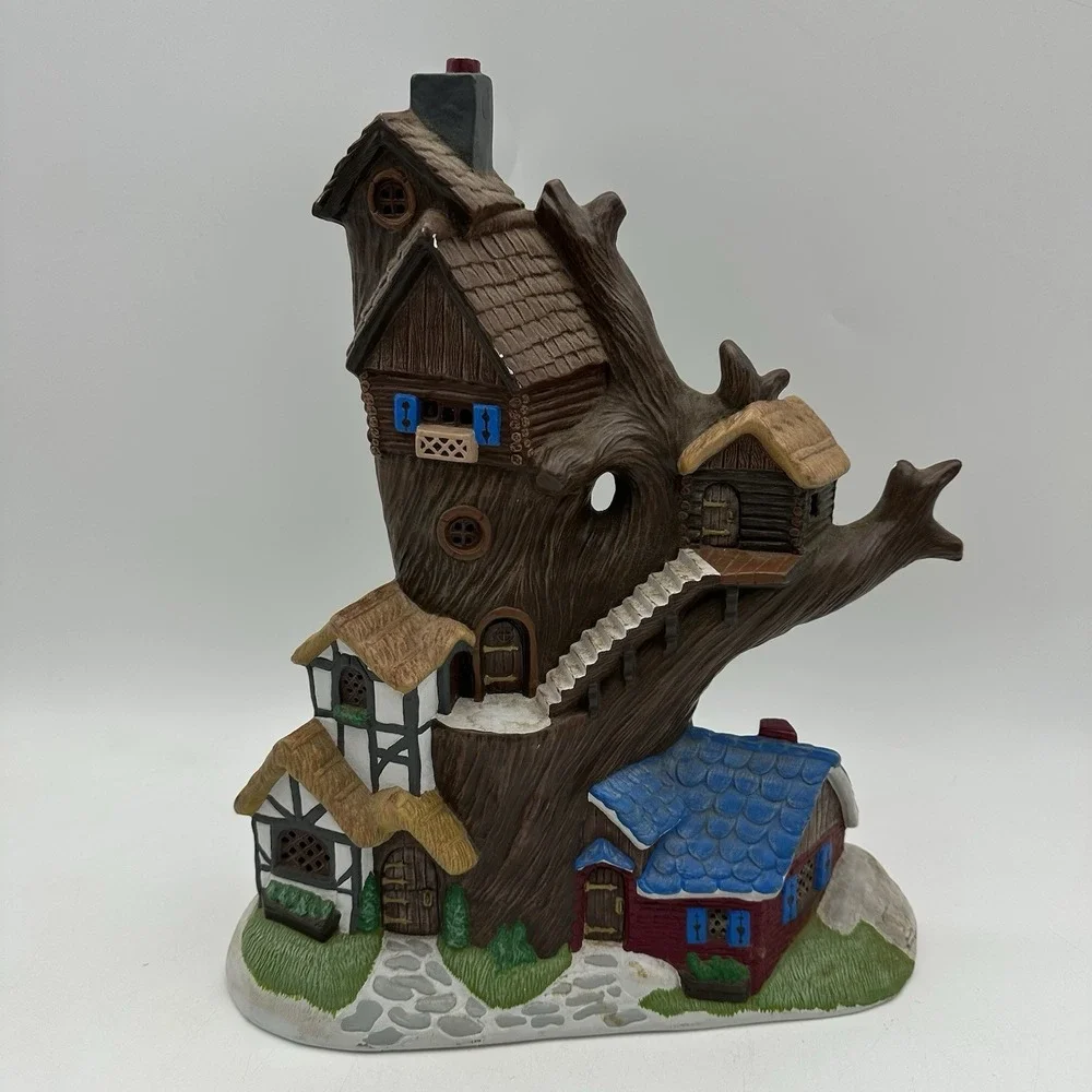 Vintage Handpainted Ceramic Fairy Treehouse 13